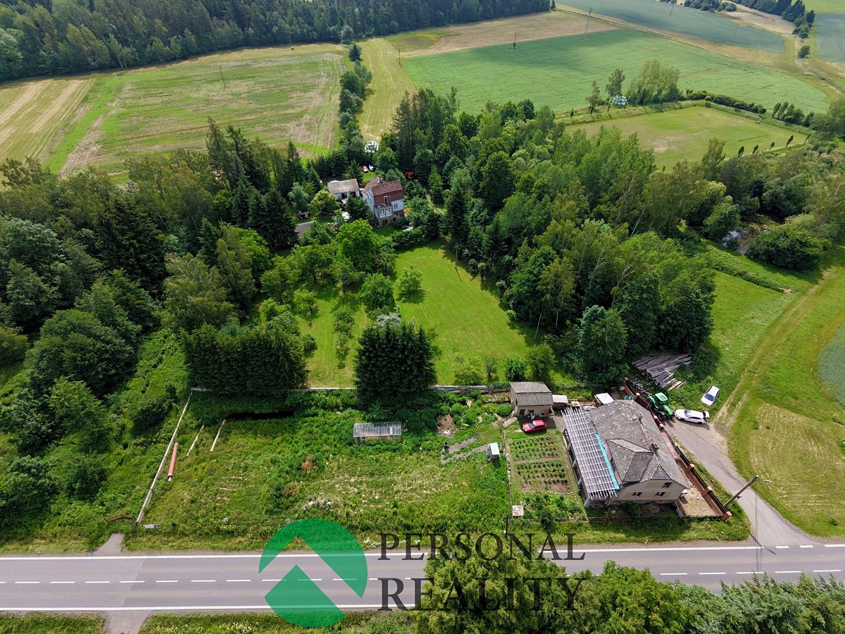 Prodej rodinného domu 258 m², pozemek 639 m²